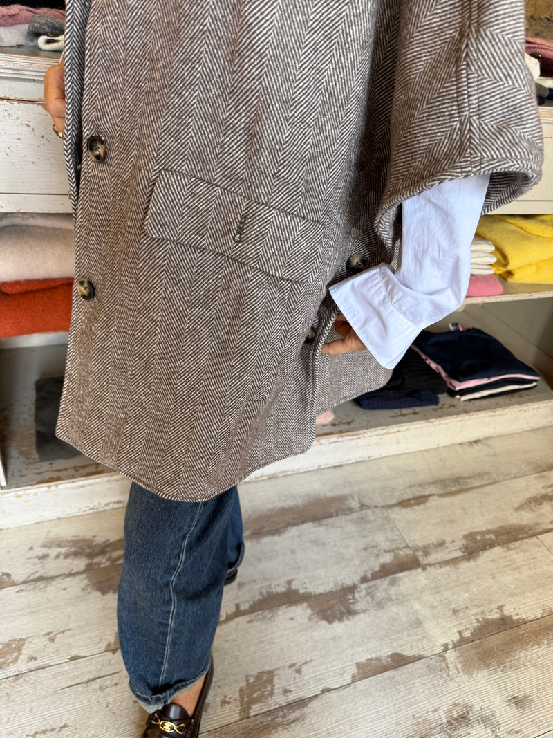 Manteau cape Chevron